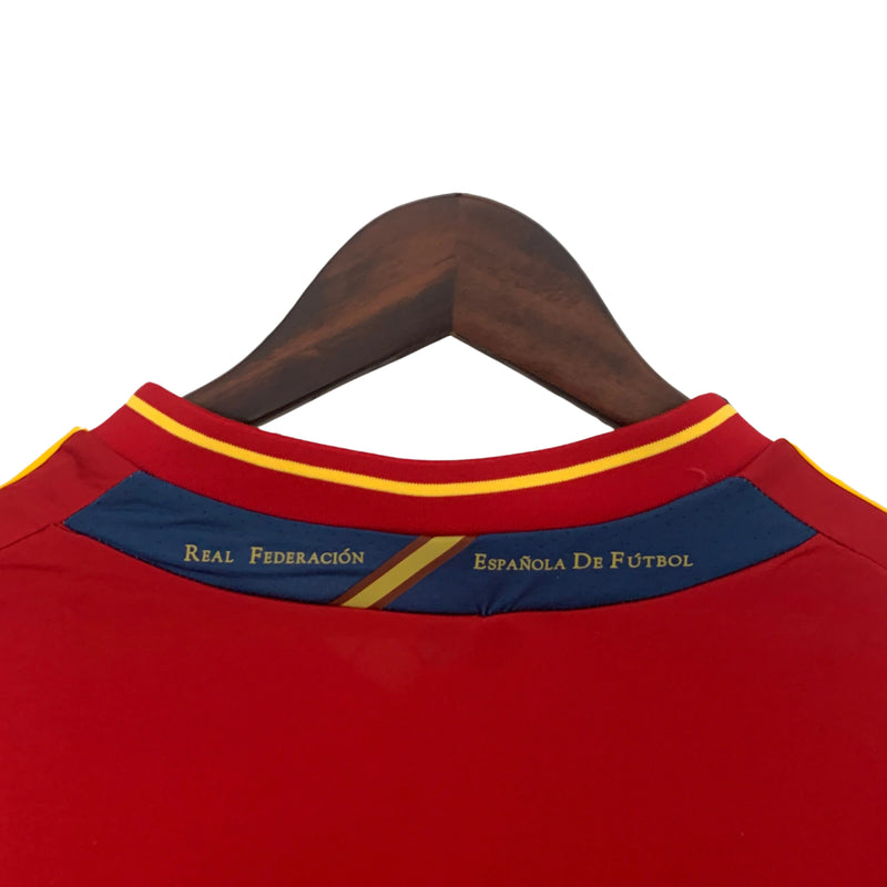 Camisa Retrô Seleção da Espanha I 2012 - Masculina - Vermelha com detalhes em amarelo