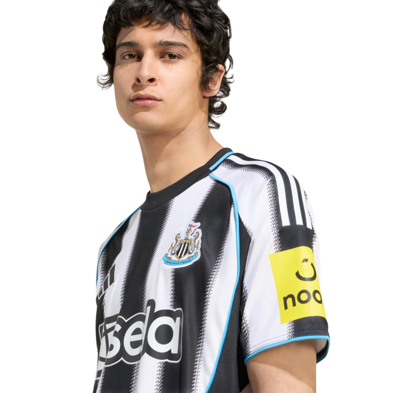 Camisa Newcastle United Home 25/26 - Torcedor Masculino - Preto e Branco