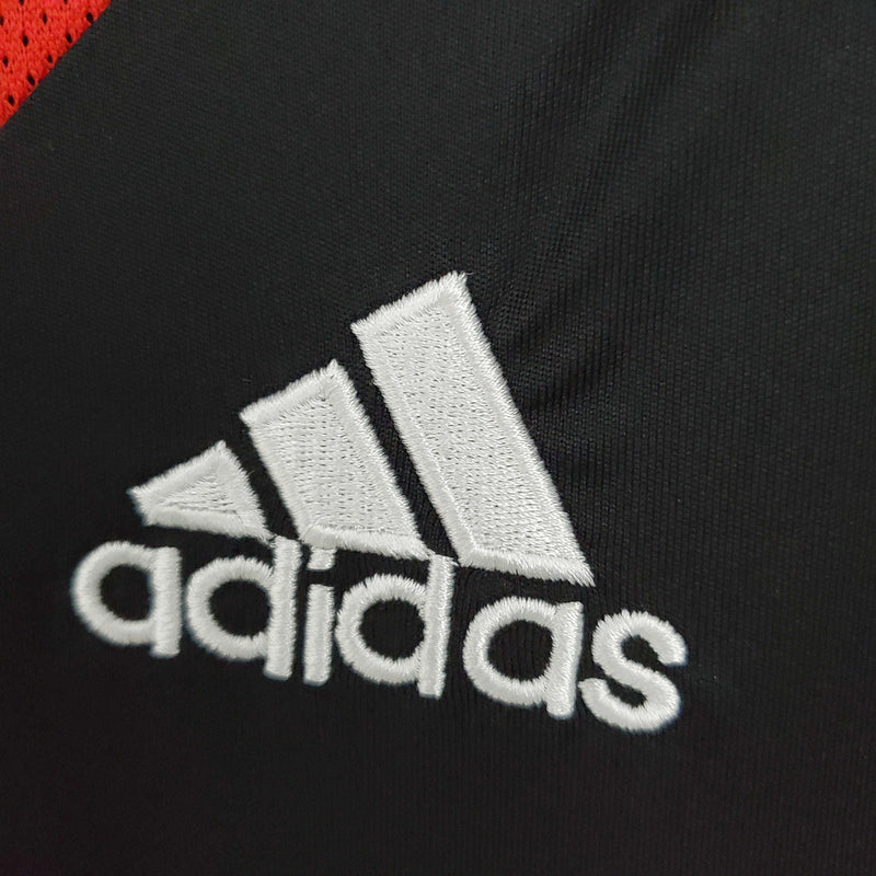 Camisa Retrô Benfica 2009/2010 - Torcedor - Preta com detalhes em vermelho
