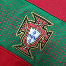 Camisa Retrô Seleção Portugal 2009/10 Home - Torcedor Masculina - Vermelha e verde