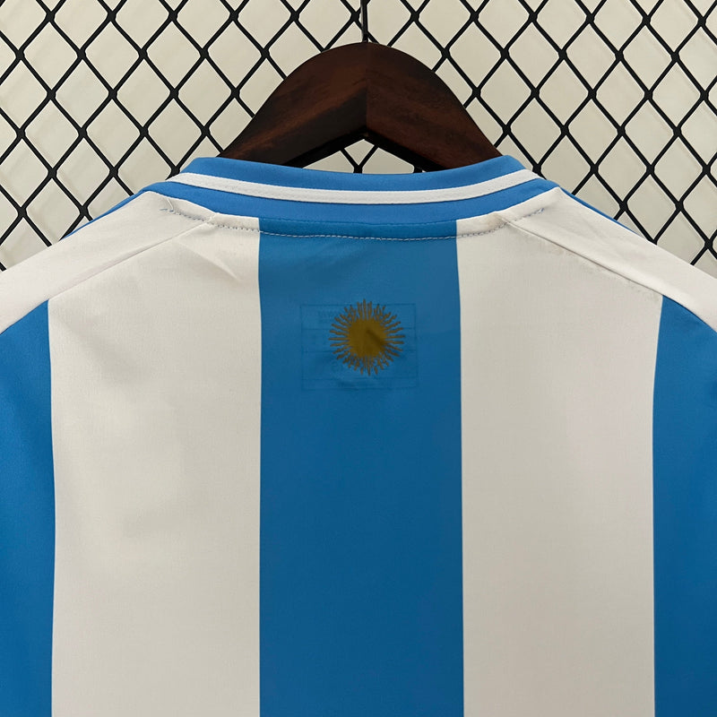 CAMISA LANÇAMENTO DA SELEÇÃO DA ARGENTINA 2024 AZUL E BRANCO