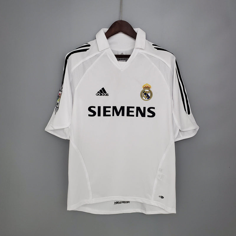 Camisa Retrô Real Madrid 2005/06 Home