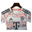 Kit Infantil Bayern de Munique II 25/26 - Creme