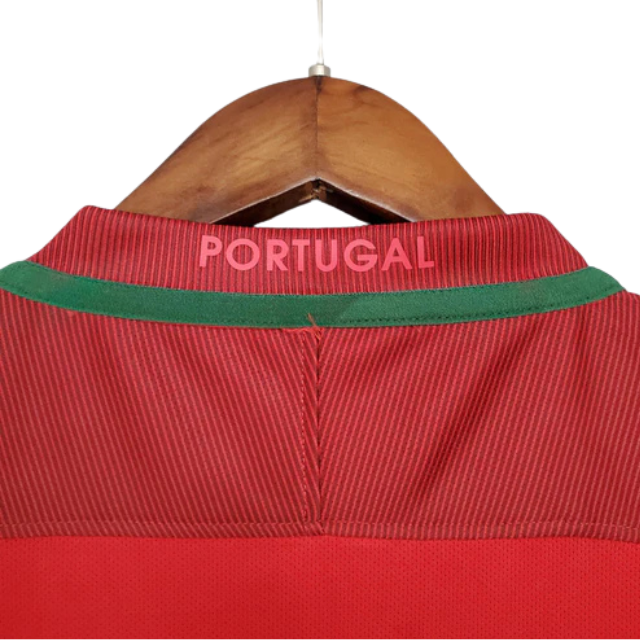 Camisa Retrô Seleção Portugal 2016/17 Home - Torcedor Masculina - Vermelha