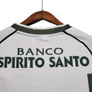 Camisa Retrô Sporting Lisboa I 2001/2003 - Torcedor - Branca com detalhes em verde