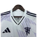manchester united 25 26, camisa de futebol manchester united lilás, manto manchester united away 2025 2026