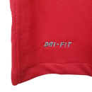 Camisa Retrô Seleção Portugal 2009/10 Home - Torcedor Masculina - Vermelha e verde