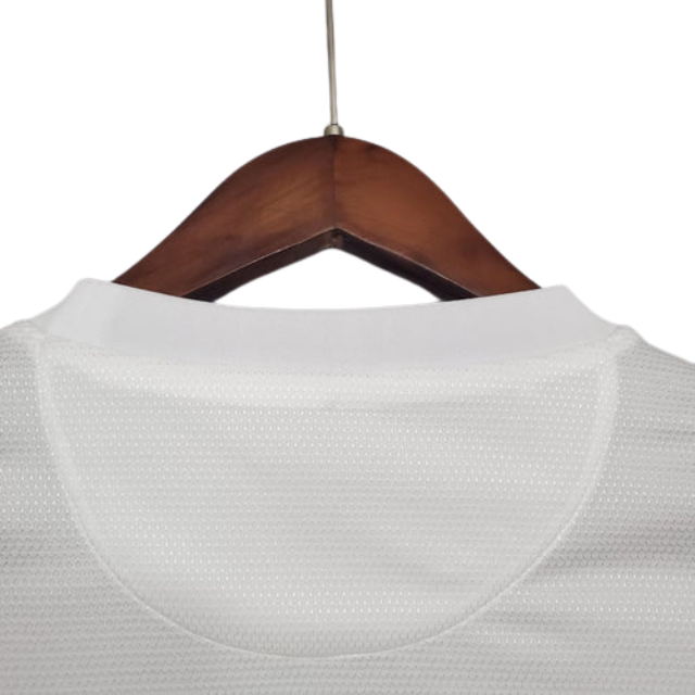 Camisa Retrô Seleção Portugal 2012/12 Away - Torcedor Masculina - Branca com detalhes vermelho e verde