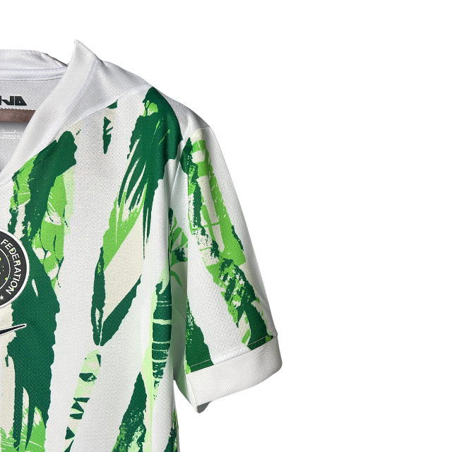 Camisa Nigéria I 25/26 - Torcedor Masculina -Branca com detalhes verde