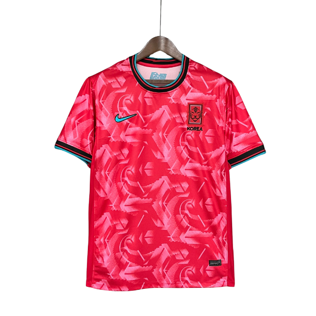 Camisa Seleção Coreia do Sul I 24/25 - Torcedor Masculina - Rosa com detalhes em azul e preto