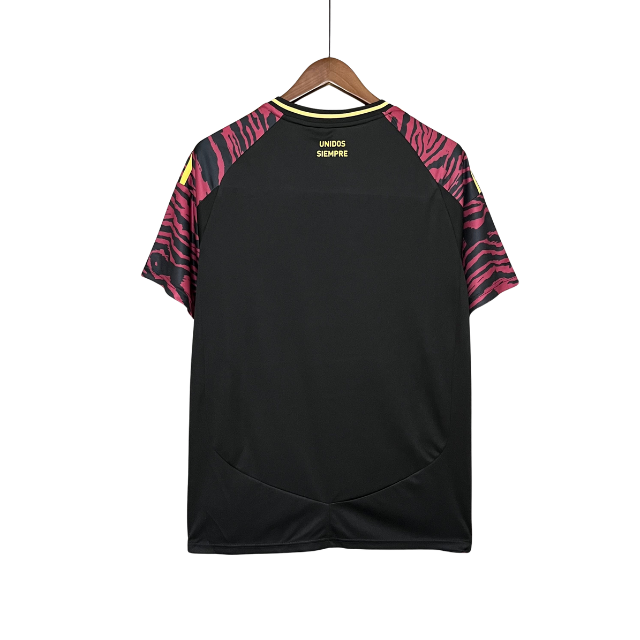 Camisa Seleção Peru II 24/25 - Torcedor Masculina - Preta com detalhes em vermelho e dourado