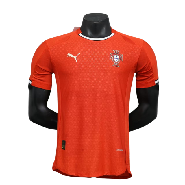 Camisa Seleção de Portugal I 25/26 - Jogador Masculina - Vermelha com detalhes em verde