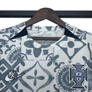 Camisa Seleção de Portugal Edição Especial 25/26 - Torcedor Masculina - Branca e cinza