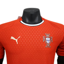 Camisa Seleção de Portugal I 25/26 - Jogador Masculina - Vermelha com detalhes em verde