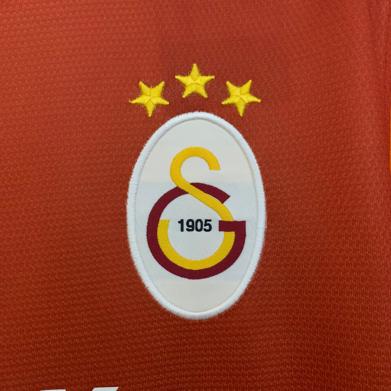 Camisa Retrô Galatasaray 13/14 home - Torcedor - Vermelha e amarela