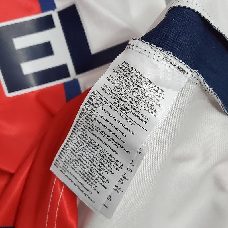 Camisa Retrô Paris Saint-Germain II 1998/1999 - Torcedor Masculina - Branca, azul e vermelha