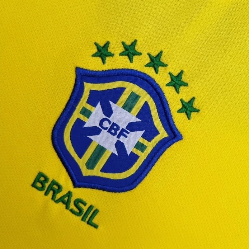 Camisa Retrô Seleção Brasileira 2004 I - Torcedor - Amarela
