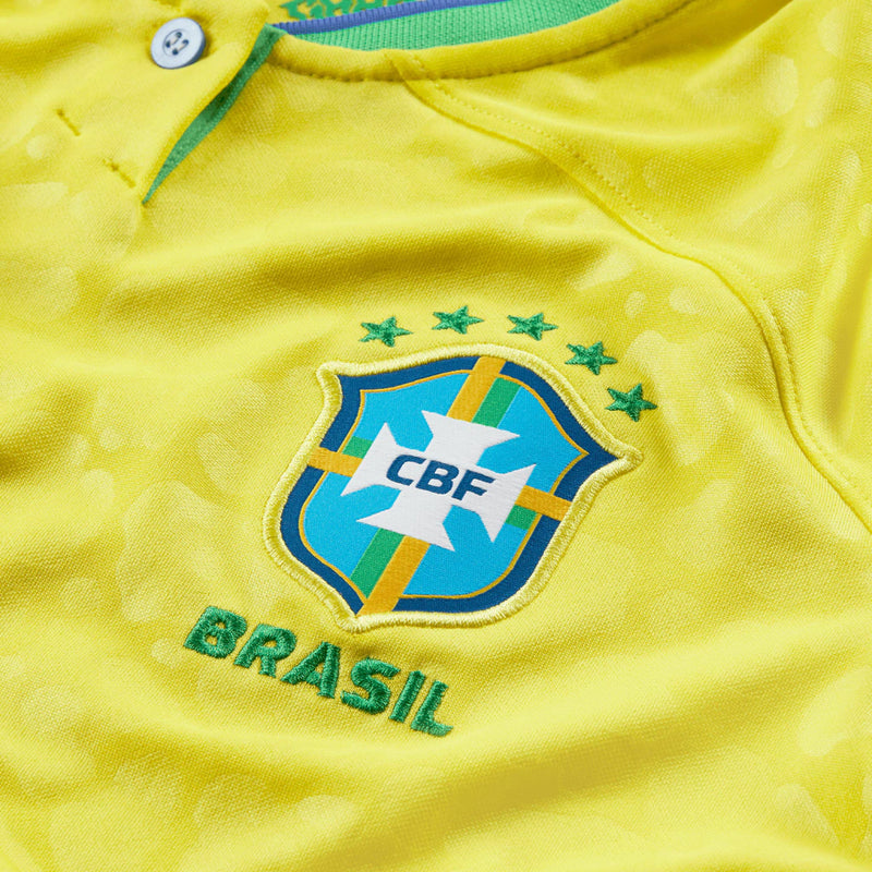 Camisa Seleção Brasileira I 2022 - Torcedor Feminina - Amarela com detalhes em verde