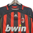 camisa retrô milan 2006 2007, camisa milan champions 2007, camisa milan antiga vermelha e preta, camisa milan kaká 2007, camisa ac milan retrô