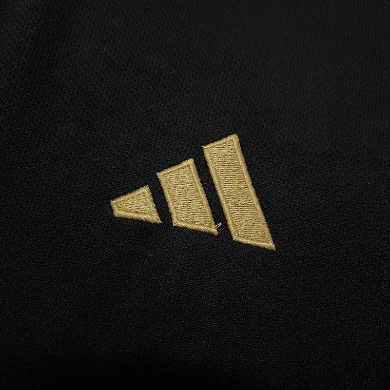 Camisa Seleção Peru II 24/25 - Torcedor Masculina - Preta com detalhes em vermelho e dourado