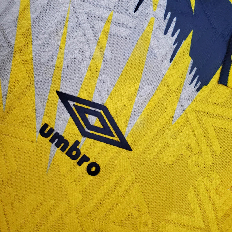 Camisa Tottenham II Retrô 92/94 - Masculina - Amarela com detalhes em azul e cinza