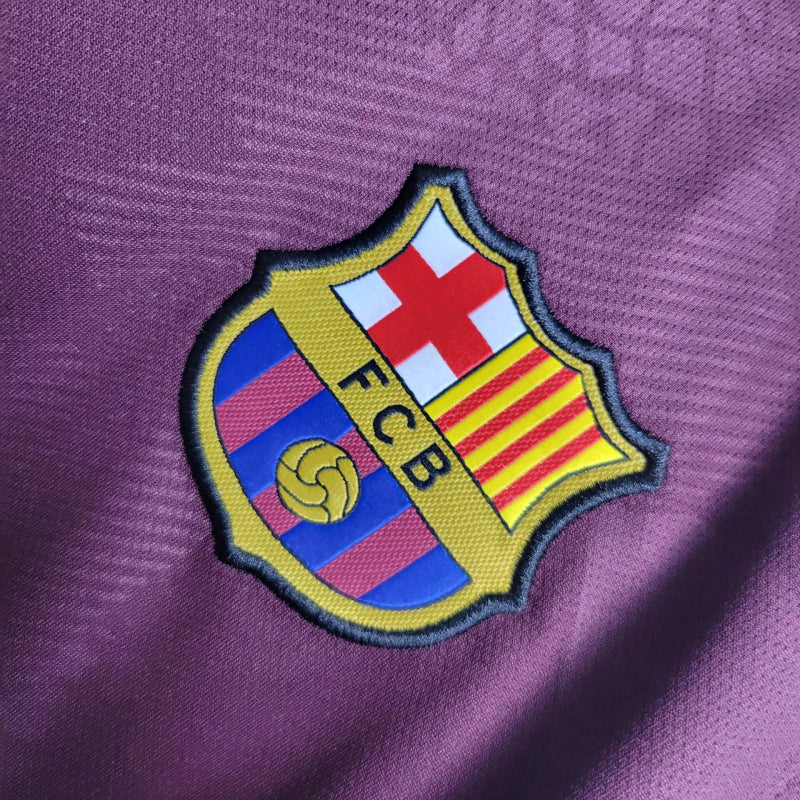 Camisa Retrô Barcelona 2018/2019 - Masculina - Vinho com detalhes em laranja