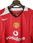 Camisa Retrô Manchester United I 2005 - Masculina - Vermelha com detalhes em preto e branco
