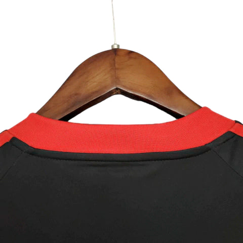 Camisa Retrô Benfica 2009/2010 - Torcedor - Preta com detalhes em vermelho