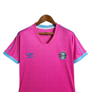 Camisa Grêmio Edição especial Outubro rosa 23/24 - Torcedor Umbro  - Rosa com detalhes em azul
