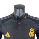 Camisa Real Madrid III 23/24 - Jogador Masculina - Preta com detalhes em amarelo