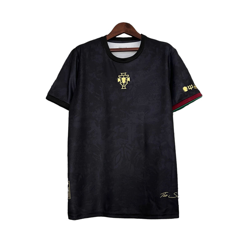 Camisa Seleção de Portugal Edição Goat - Torcedor Masculina - Preta com detalhes em vermelho e dourado