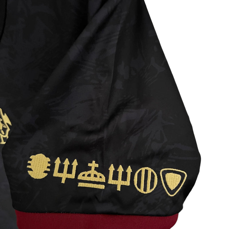 Camisa Seleção de Portugal Edição Goat - Torcedor Masculina - Preta com detalhes em vermelho e dourado