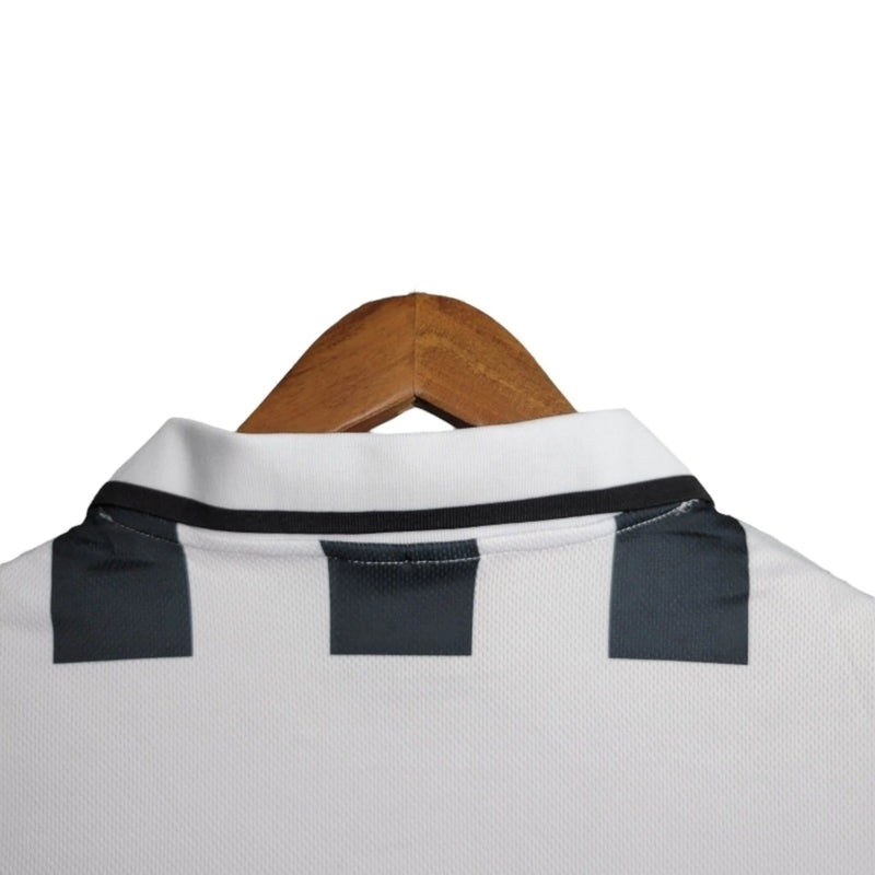 Camisa Retrô Juventus I 1995/1997 - Masculina - Branca e preta