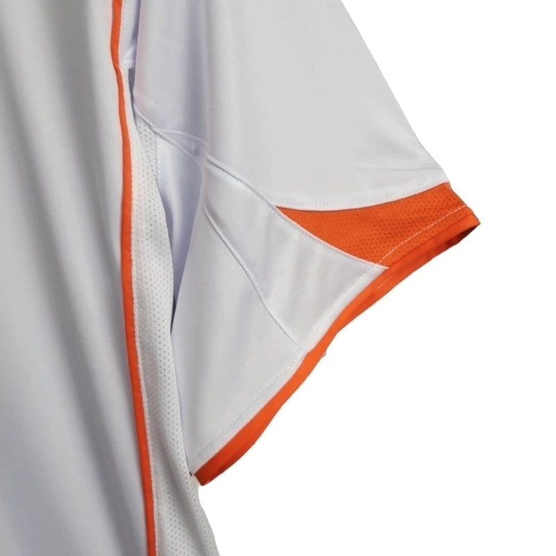Camisa Retrô Seleção da Holanda II 2004 - Masculina - Branca com detalhes em laranja