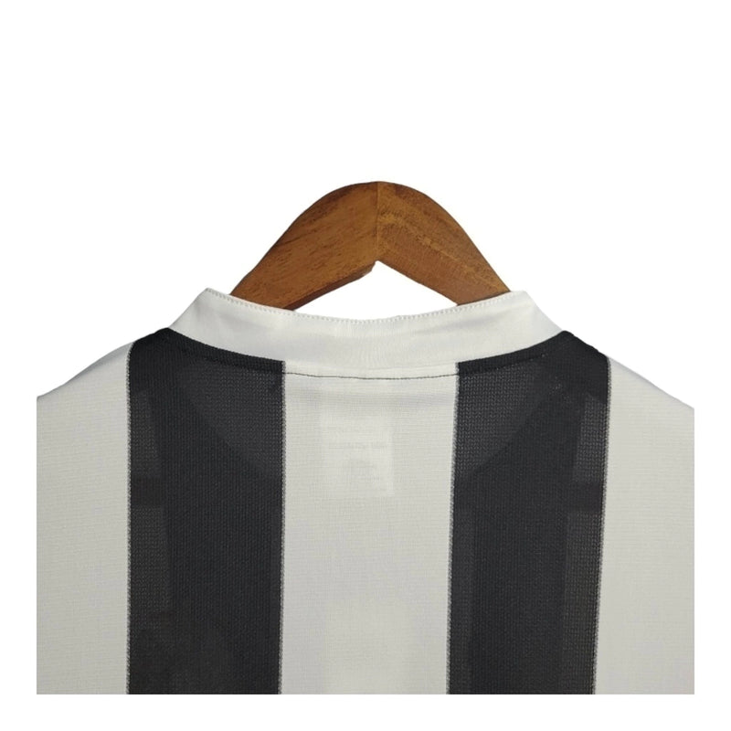 Camisa Newcastle Retrô 97/99 - Masculina - Branca com listras pretas