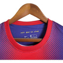 Camisa Retrô FC Barcelona I 12/13 - Masculina - Azul com detalhes em vermelho