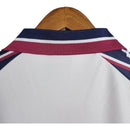 Camisa Retrô Manchester City II 97/98 - Masculina - Branca com detalhes em azul e vinho