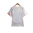 Camisa Retrô Seleção da Holanda II 2004 - Masculina - Branca com detalhes em laranja