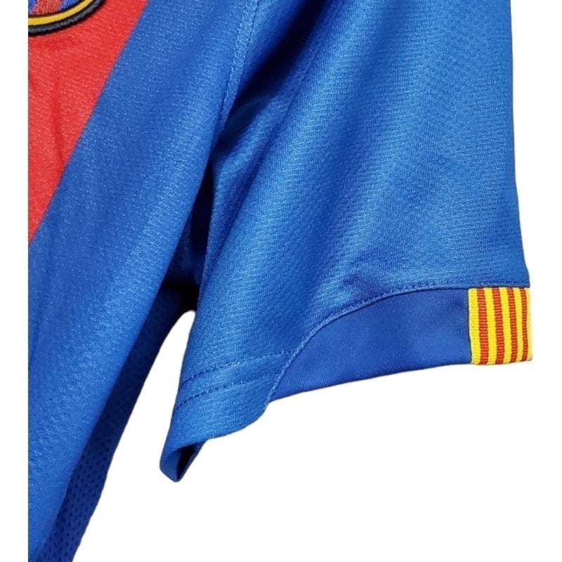 Camisa Retrô Barcelona I 06/07 - Masculina - Azul e vermelha