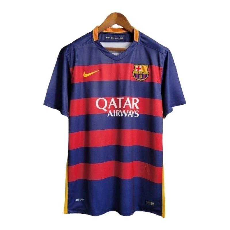 Camisa Retrô Barcelona I 15/16 - Masculina - Azul com detalhes em vermelho e amarelo