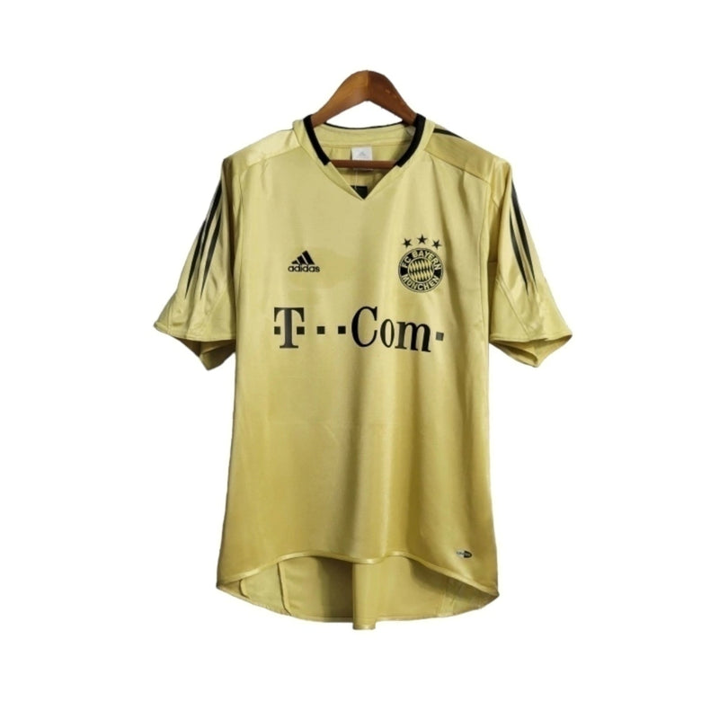 Camisa Retrô Bayern de Munique II 2004/2005 - Torcedor - Dourada
