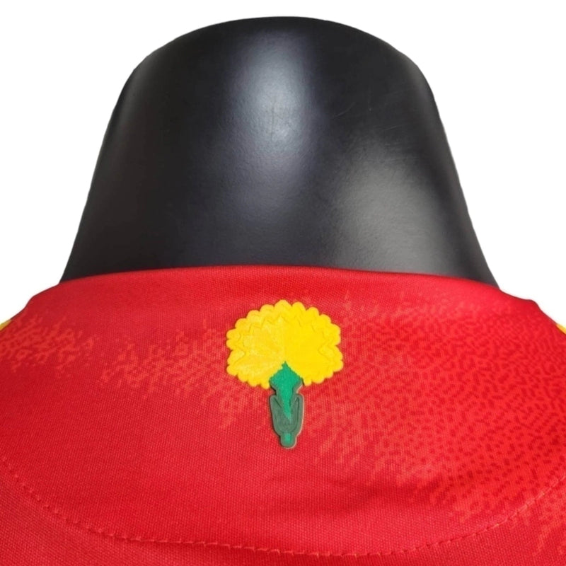 Camisa Seleção da Espanha I 24/25 - Jogador Masculina - Vermelha com detalhes em amarelo