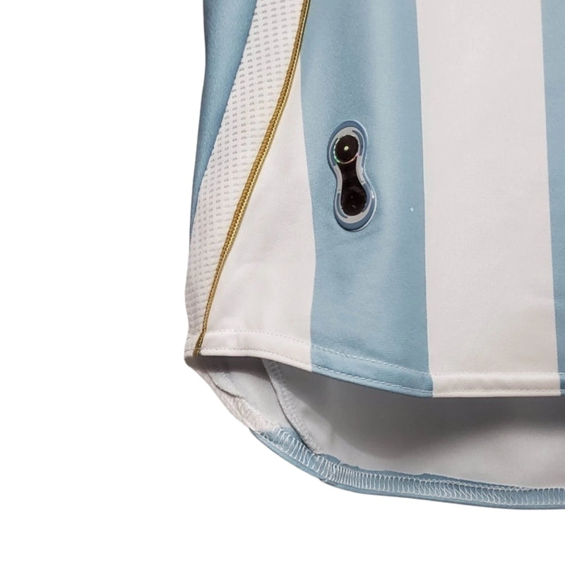 Camisa Retrô Seleção da Argentina I 2006 - Torcedor - Azul com detalhes em branco e preto